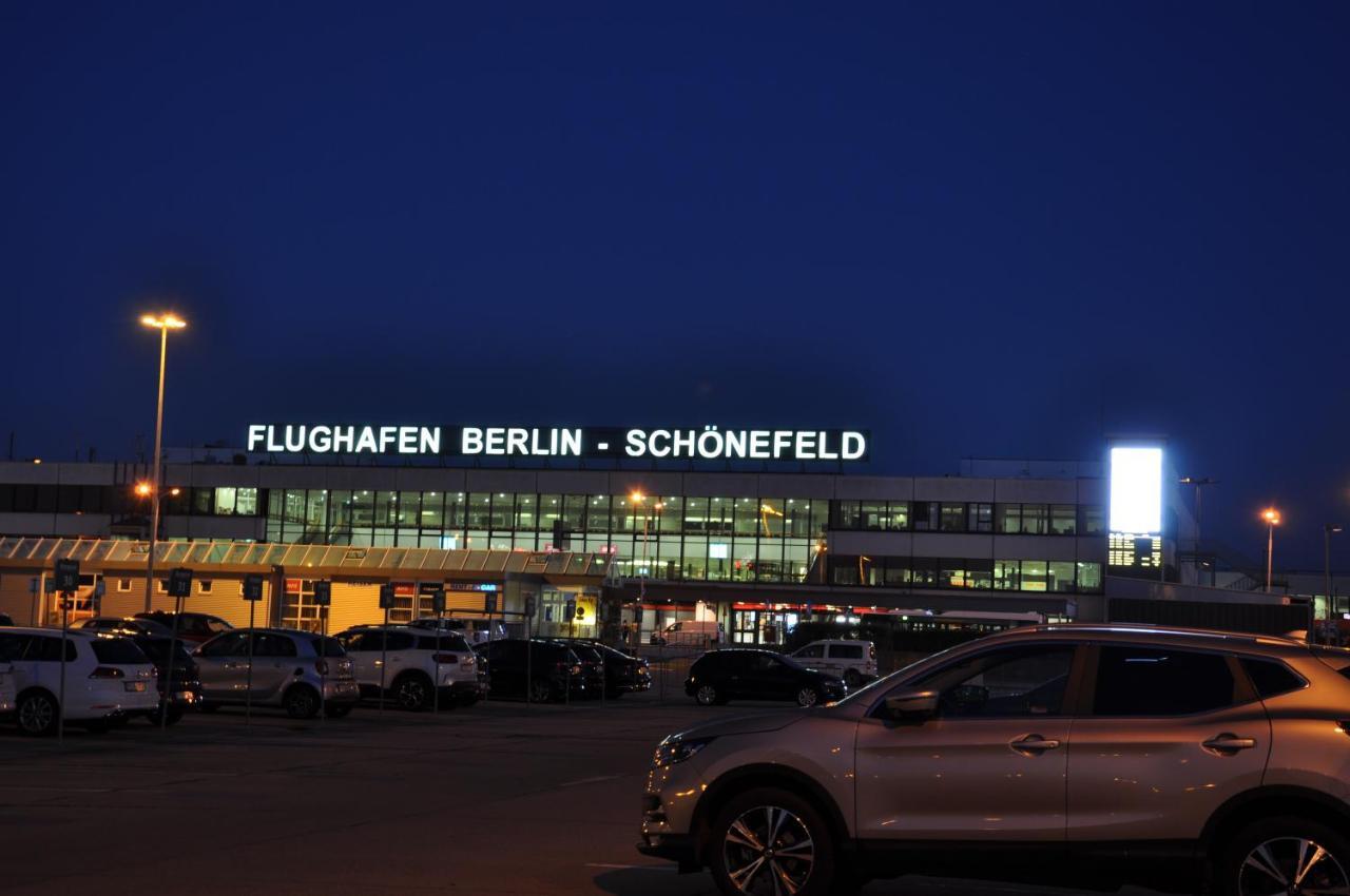 Ferienwohnung Gardenoasisberlinairport Schönefeld Exterior foto